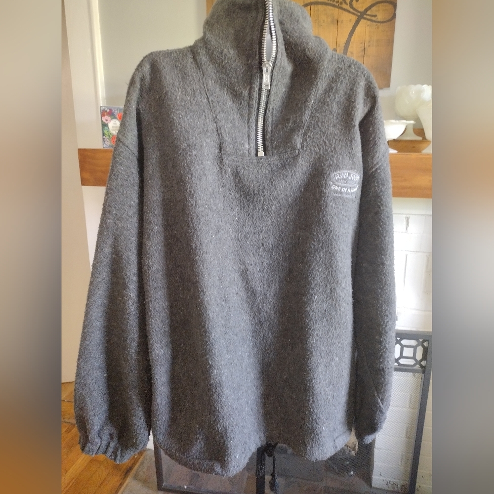 Ron Jon quarter Zip gray sweatshirt